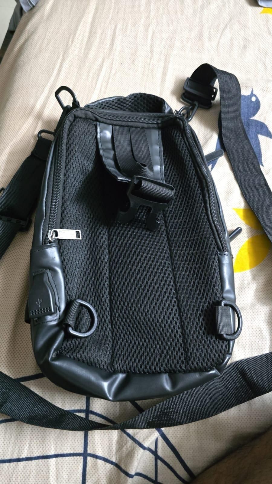 Sling Bag with USB Charging Port - warehousetech13