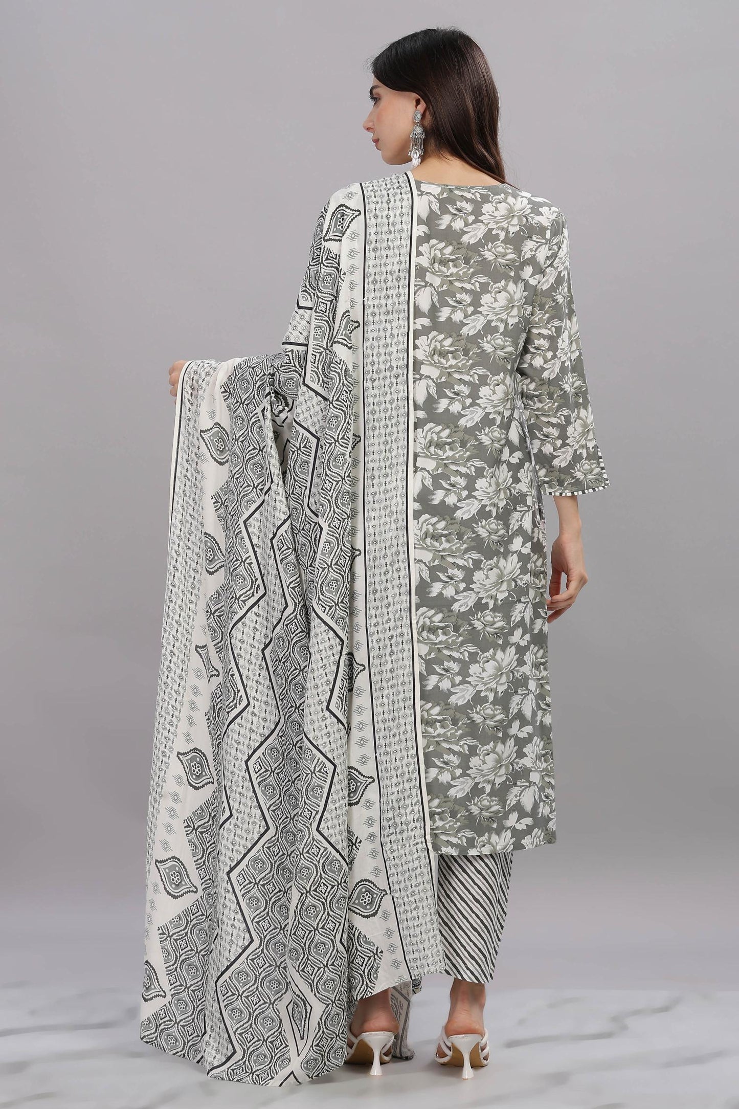 Firdous Rayon Grey Kurta Set with Dupatta – Elegant Ethnic Wear for Women | Stylish Festive Outfit
