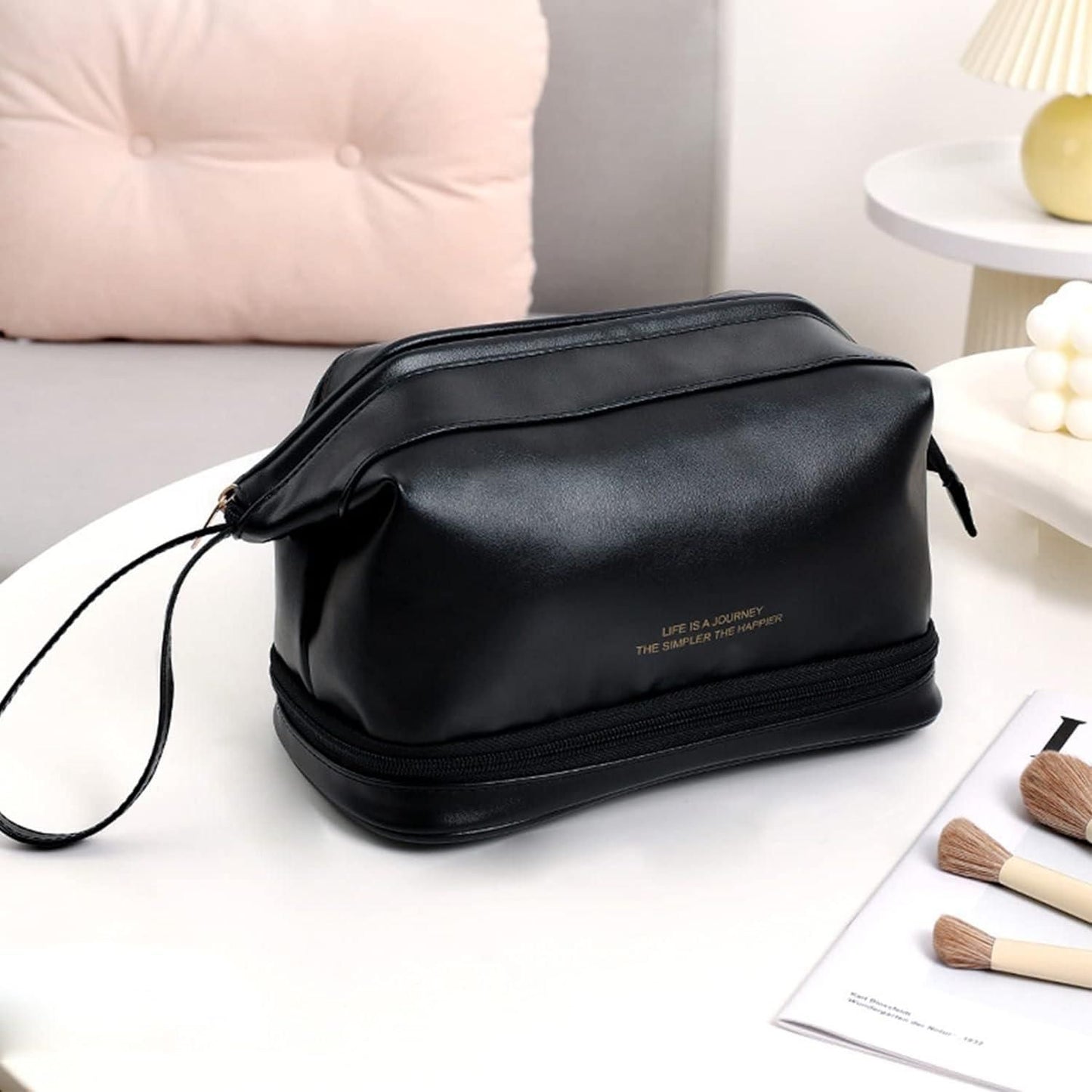 Large Capacity Cosmetic Travel Bag - warehousetech13