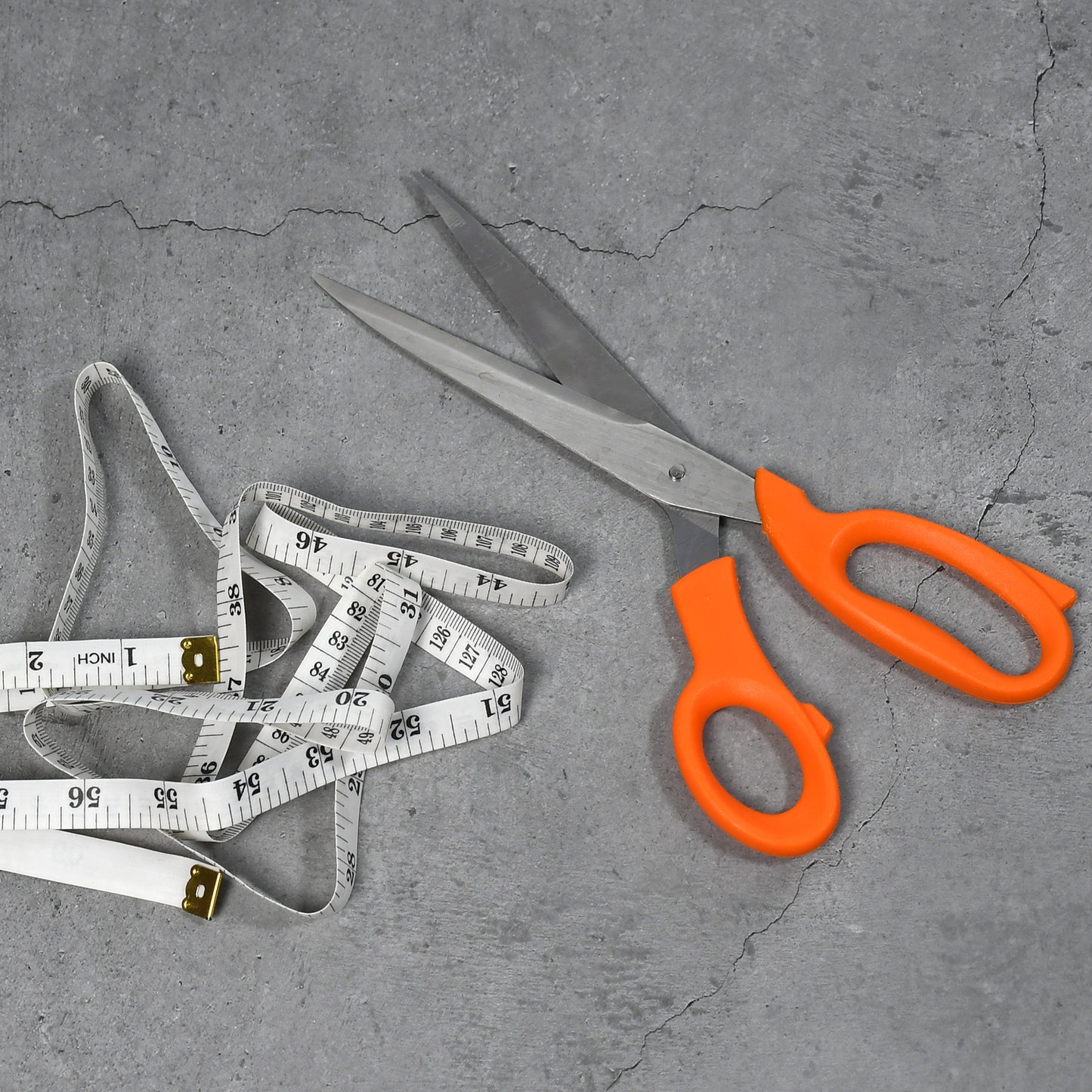 4078 Tailor Scissors And Measuring Tape High Quality Scissor With Flexible Measuring Tape For Tailor Home Use Scissor - warehousetech13