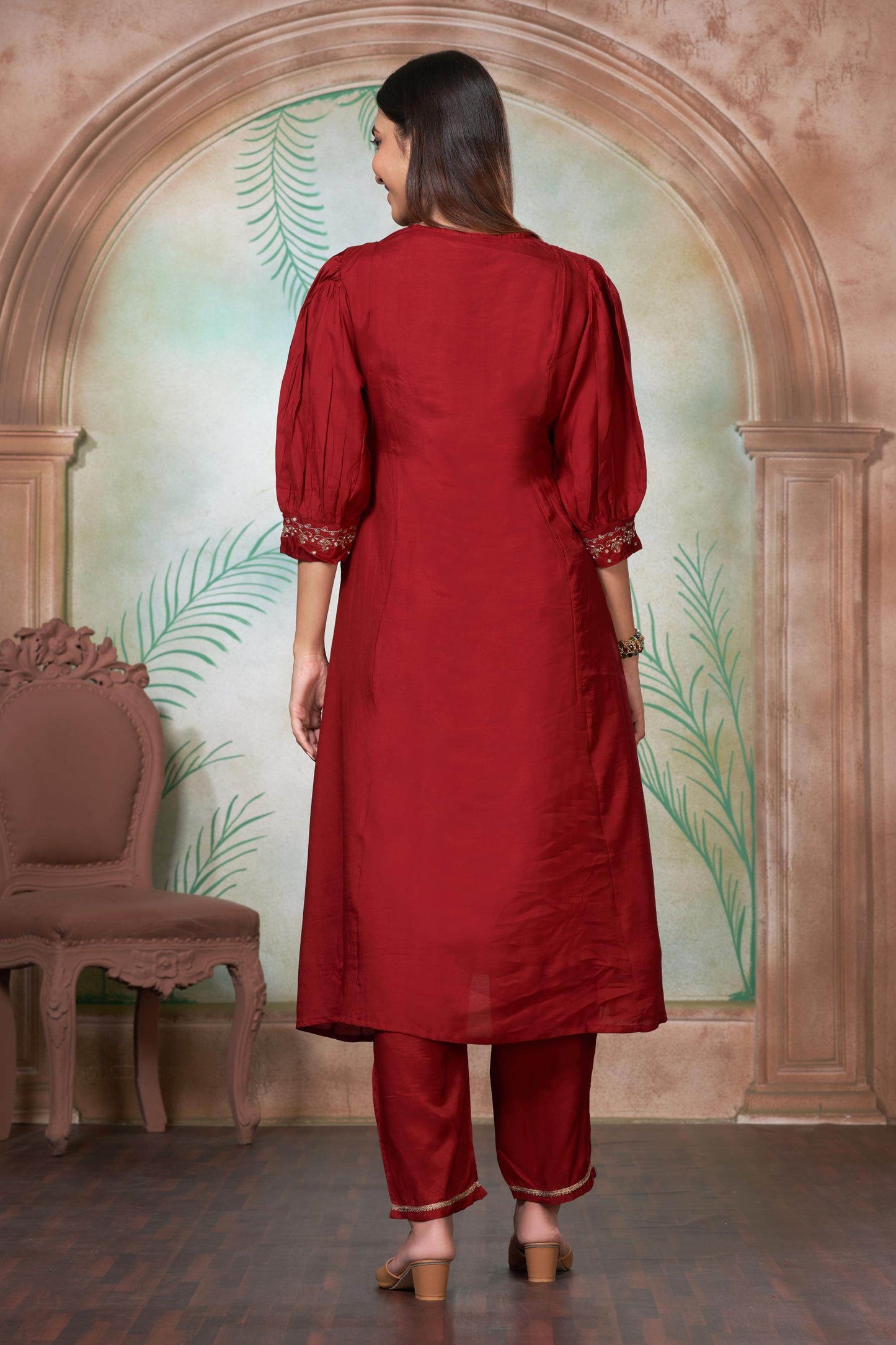 Gayatri Muslin Beige & Red Kurta Set with Dupatta – Elegant Festive Ethnic Wear for Women