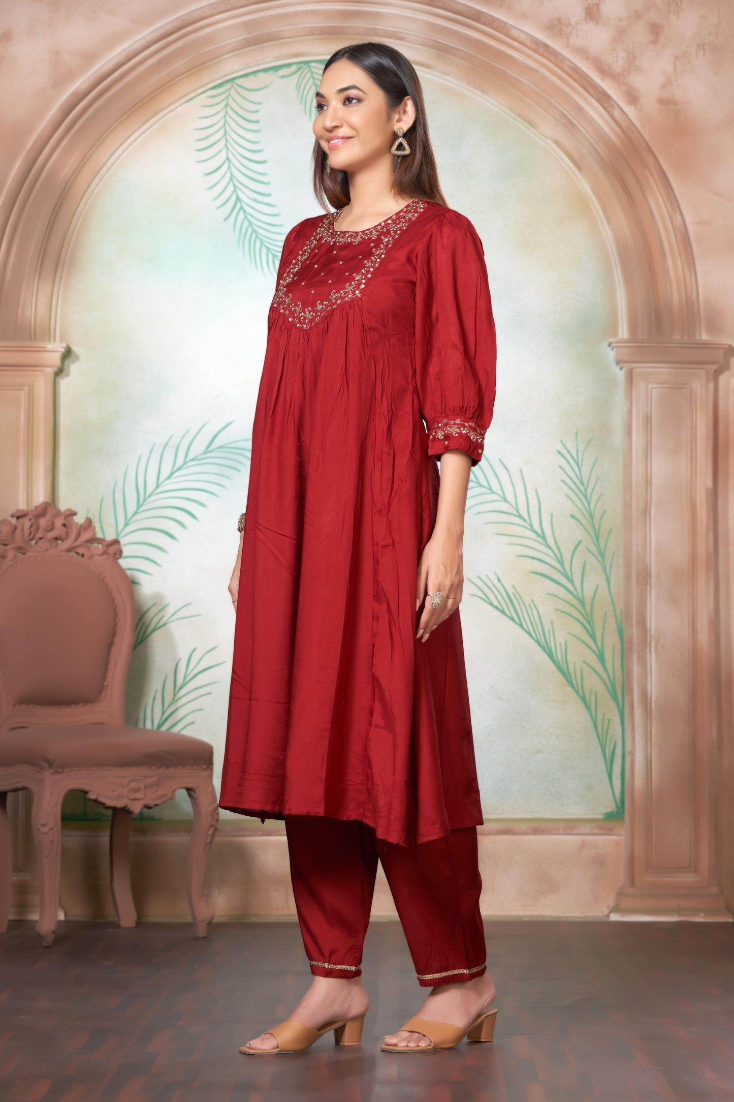 Gayatri Muslin Beige & Red Kurta Set with Dupatta – Elegant Festive Ethnic Wear for Women