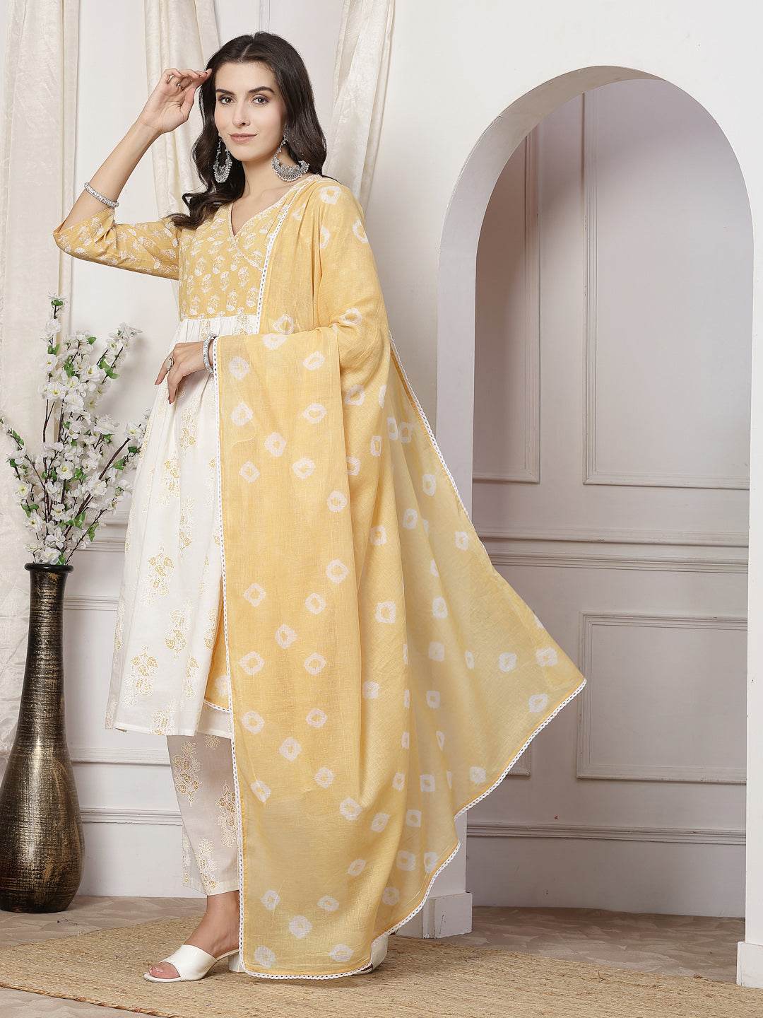 Nisha Cotton Off White Kurta Set with Dupatta - Elegant Ethnic Wear for Women | Festive & Casual Kurta