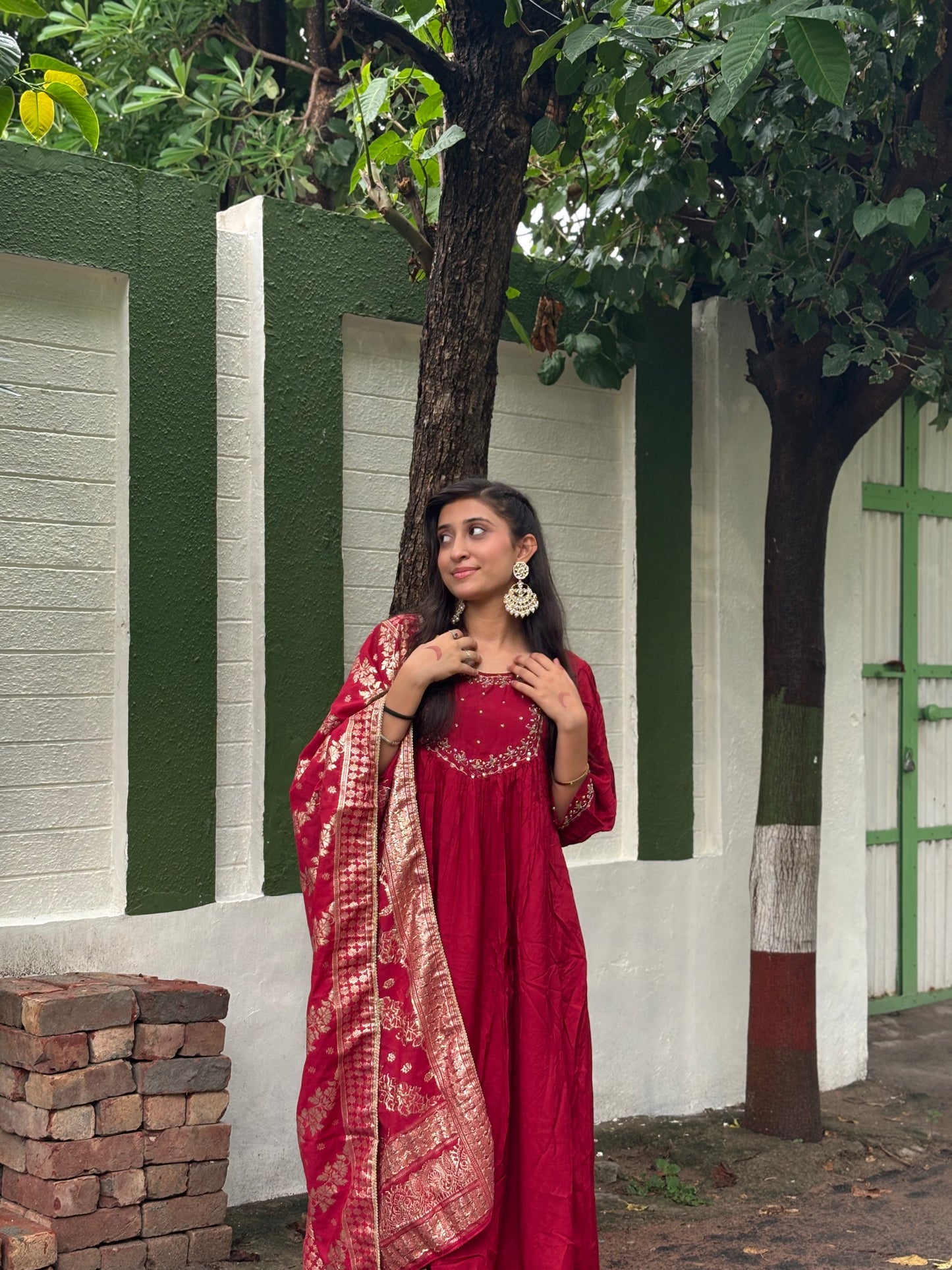 Gayatri Muslin Beige & Red Kurta Set with Dupatta – Elegant Festive Ethnic Wear for Women