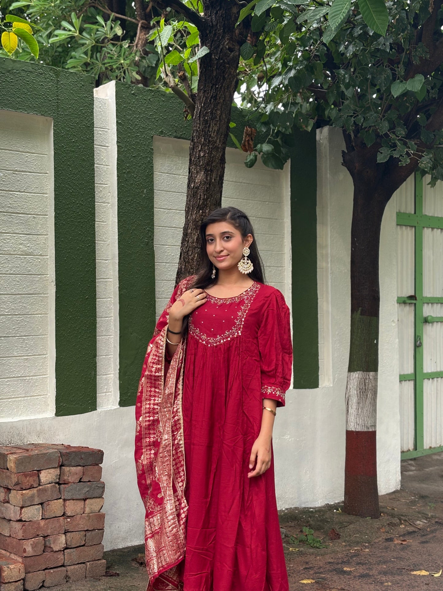 Gayatri Muslin Beige & Red Kurta Set with Dupatta – Elegant Festive Ethnic Wear for Women