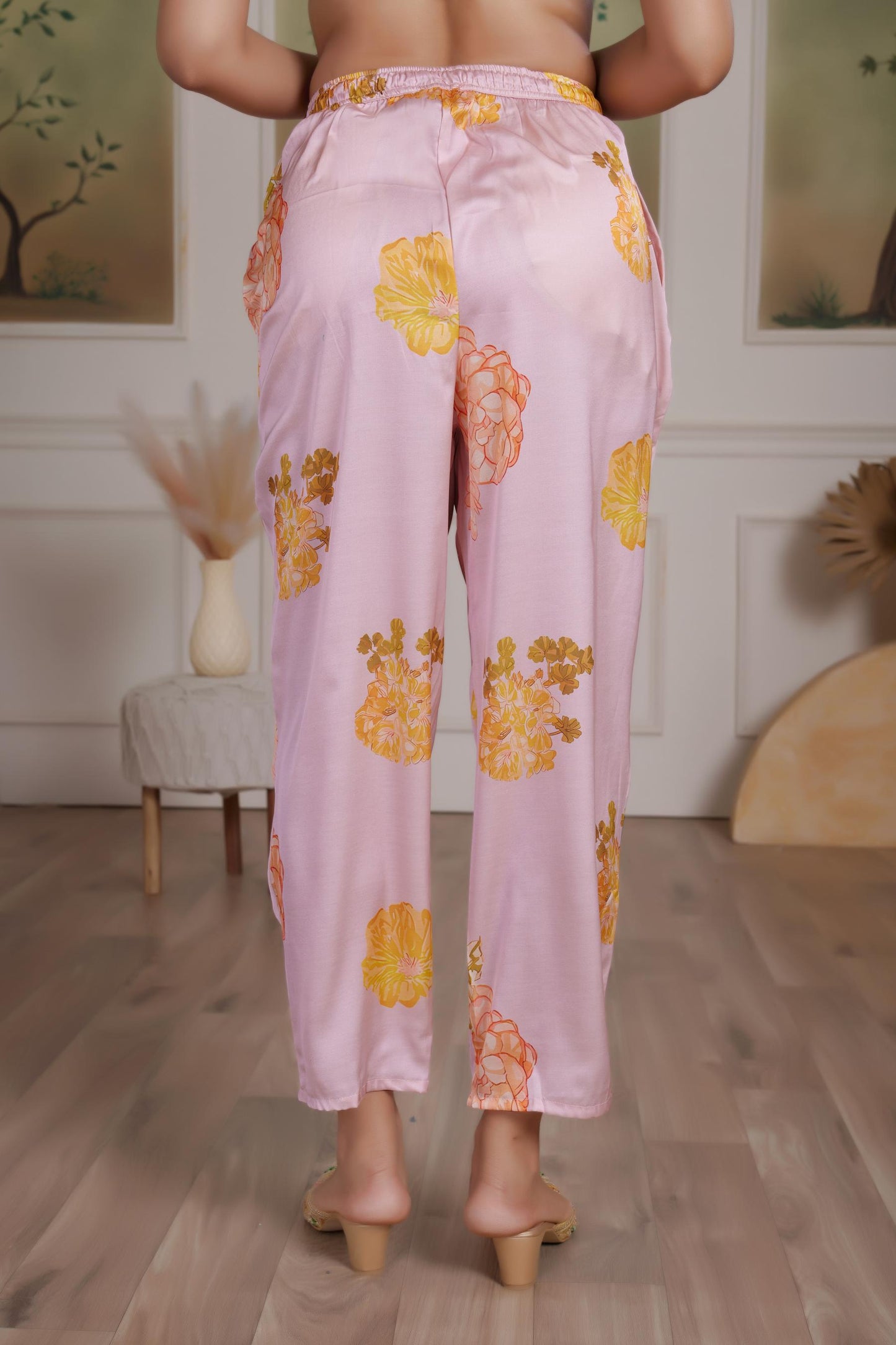 Malaika Silk Pink & White Kurta Set with Dupatta – Elegant Women’s Ethnic Wear