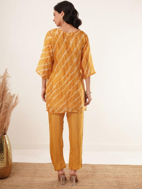 Dhaara Hand Mirror Work V-Neck Kurti Set - warehousetech13