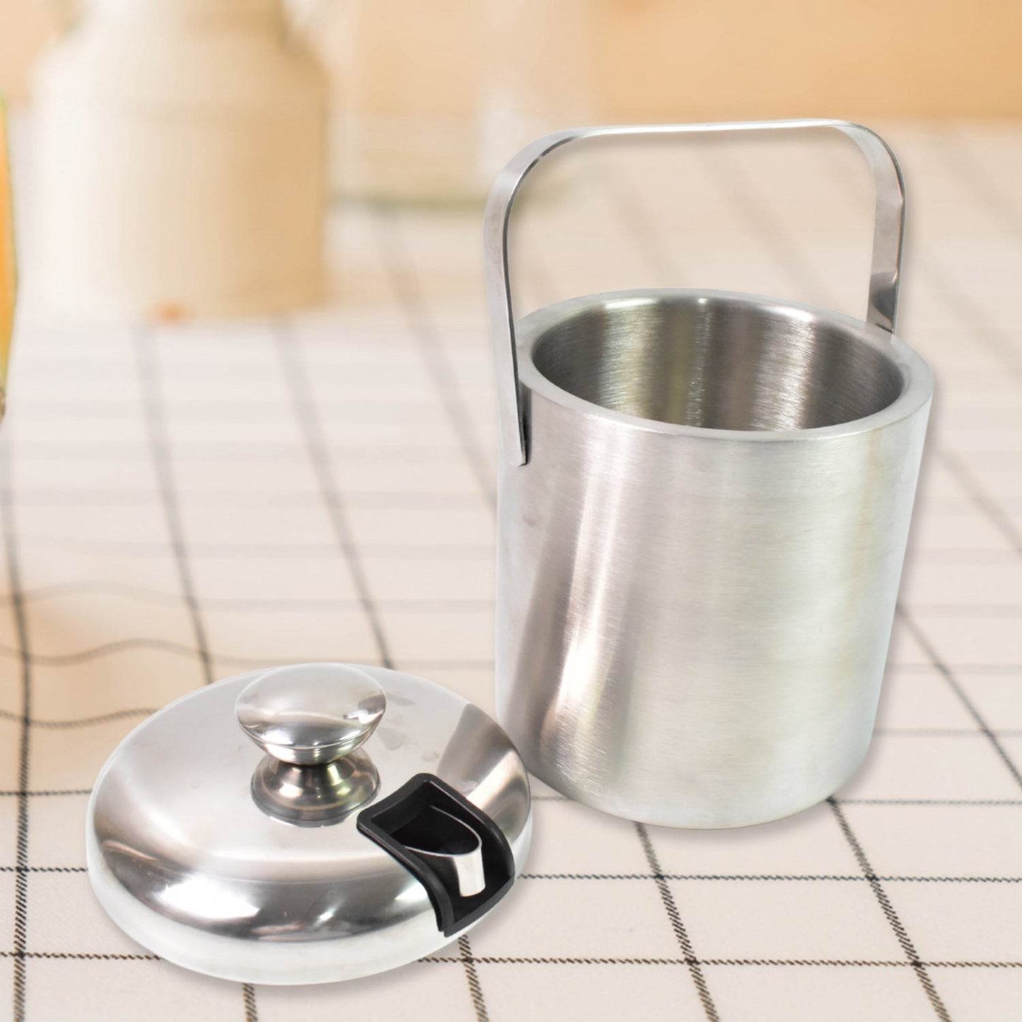 Stainless Steel Ice Buckets With Lid (1.3 Liters Approx) - warehousetech13