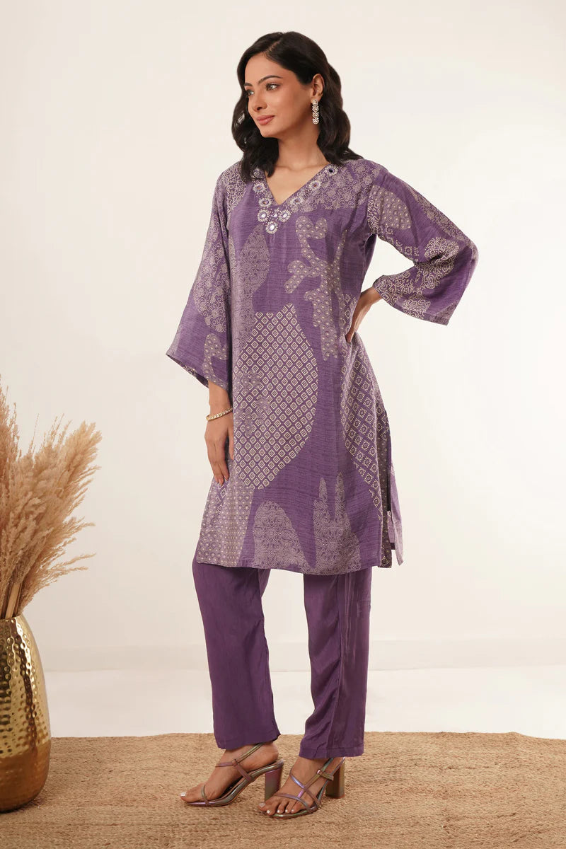 Dhaara Hand Mirror Work V-Neck Kurti Set - warehousetech13