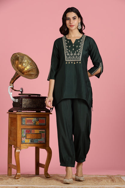 Dark Green Chanderi Silk Kurta Set with Zari Yoke & Coin Embroidery