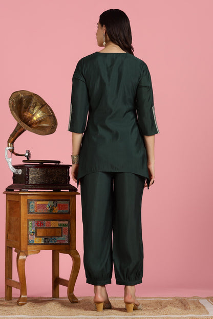 Dark Green Chanderi Silk Kurta Set with Zari Yoke & Coin Embroidery