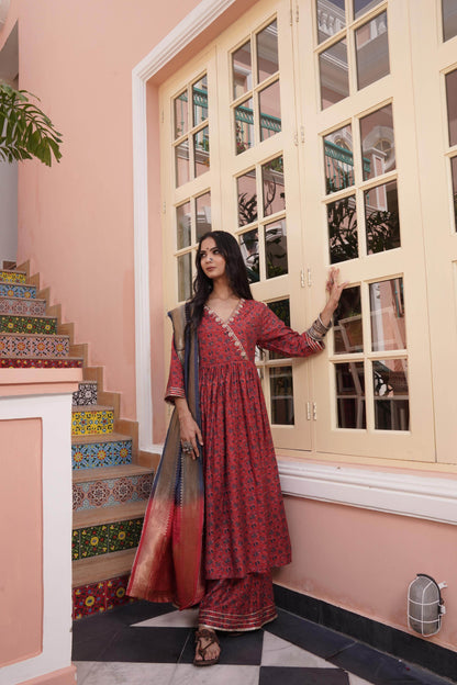 Elegant Inayat Red Chanderi Kurta and Dupatta Set