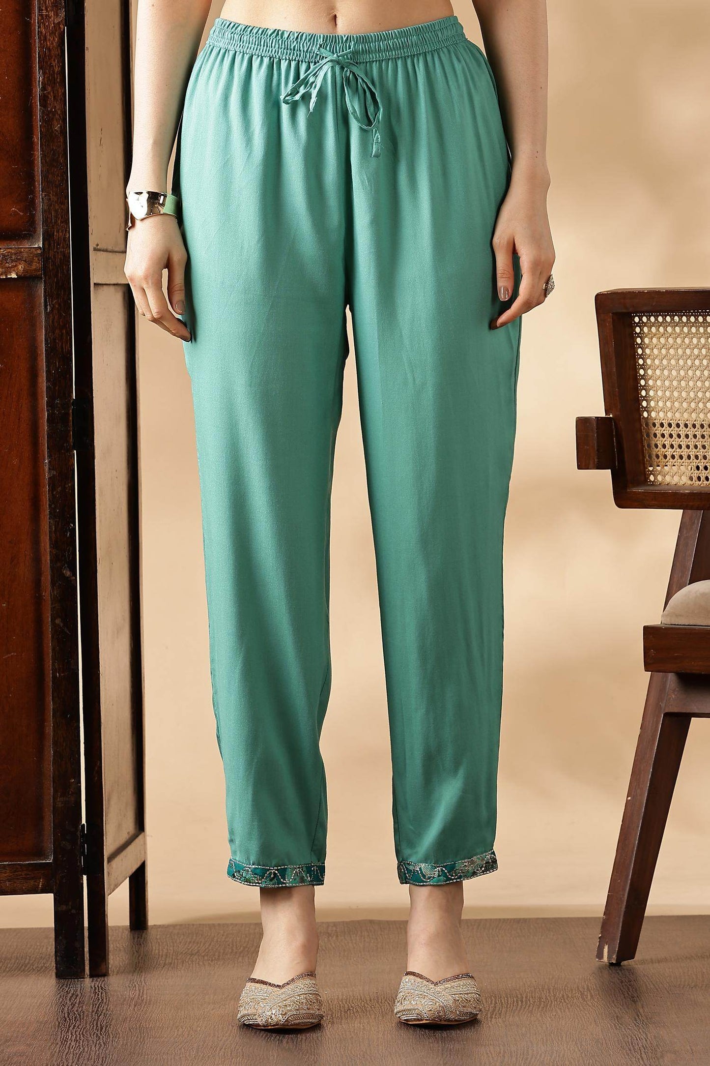 Simar Rayon Fuschia & Rama Kurta Set with Dupatta - Stylish Women’s Ethnic Wear, Comfortable & Vibrant Outfit