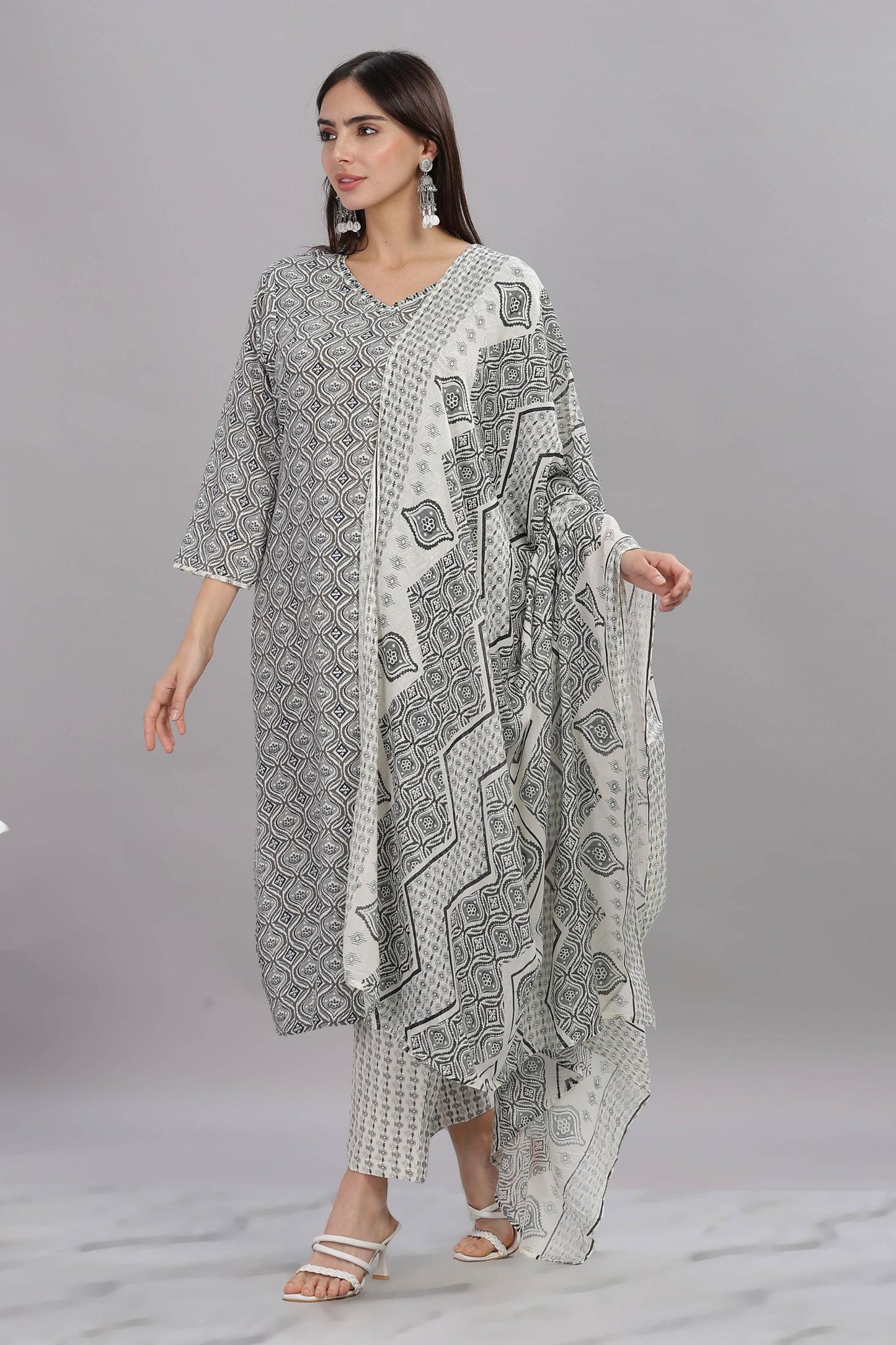 Firdous Rayon Grey Kurta Set with Dupatta – Elegant Ethnic Wear for Women | Stylish Festive Outfit