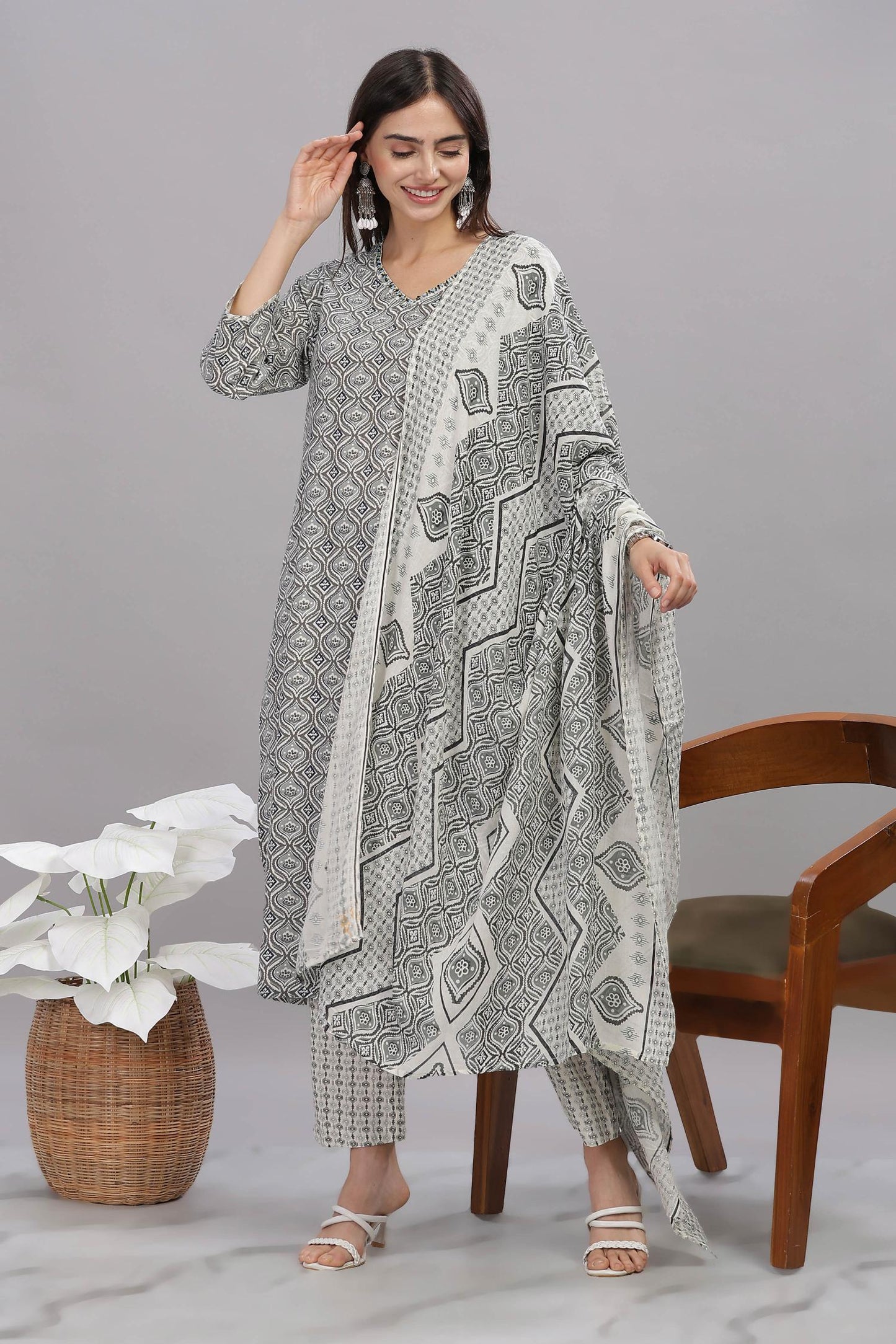 Firdous Rayon Grey Kurta Set with Dupatta – Elegant Ethnic Wear for Women | Stylish Festive Outfit
