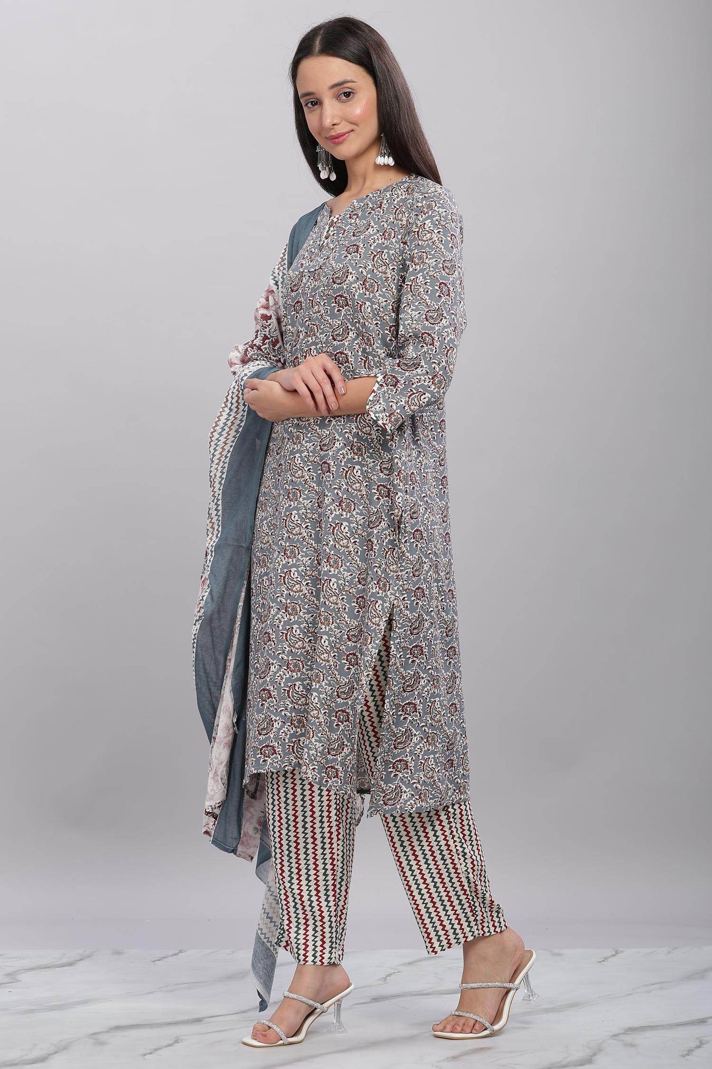 Firdous Rayon Grey Kurta Set with Dupatta – Elegant Ethnic Wear for Women