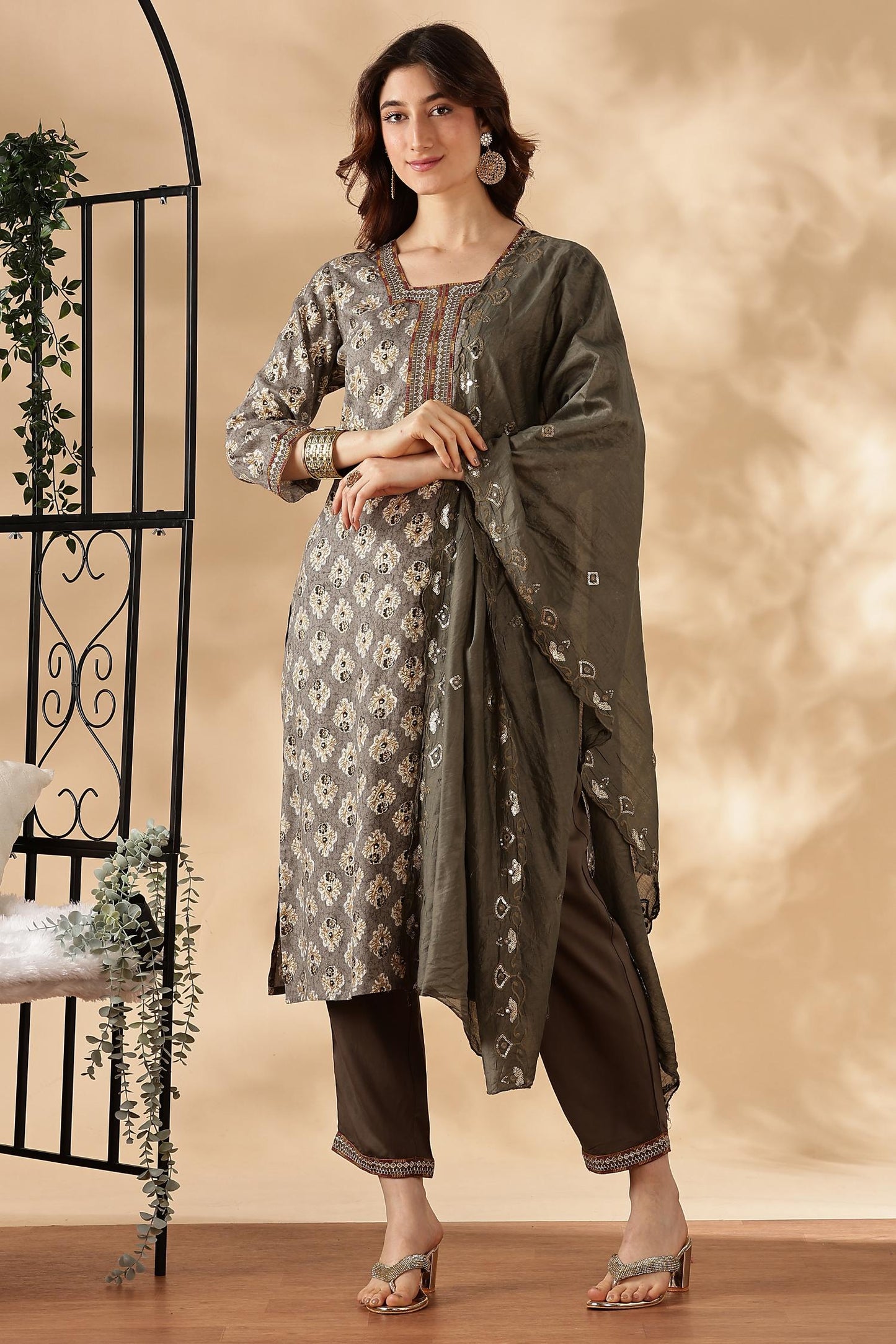 BulBul Shamaira Printed Grey & Rust Rayon Salwar Suit - Lightweight, Stylish Ethnic Wear for Women