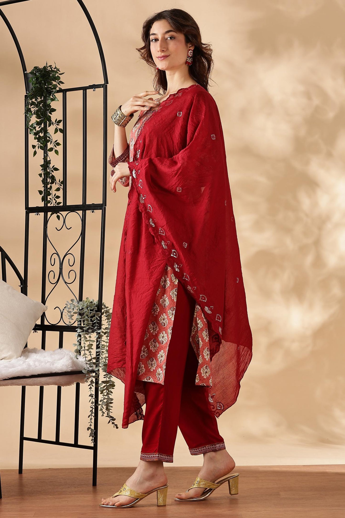 BulBul Shamaira Printed Grey & Rust Rayon Salwar Suit - Lightweight, Stylish Ethnic Wear for Women