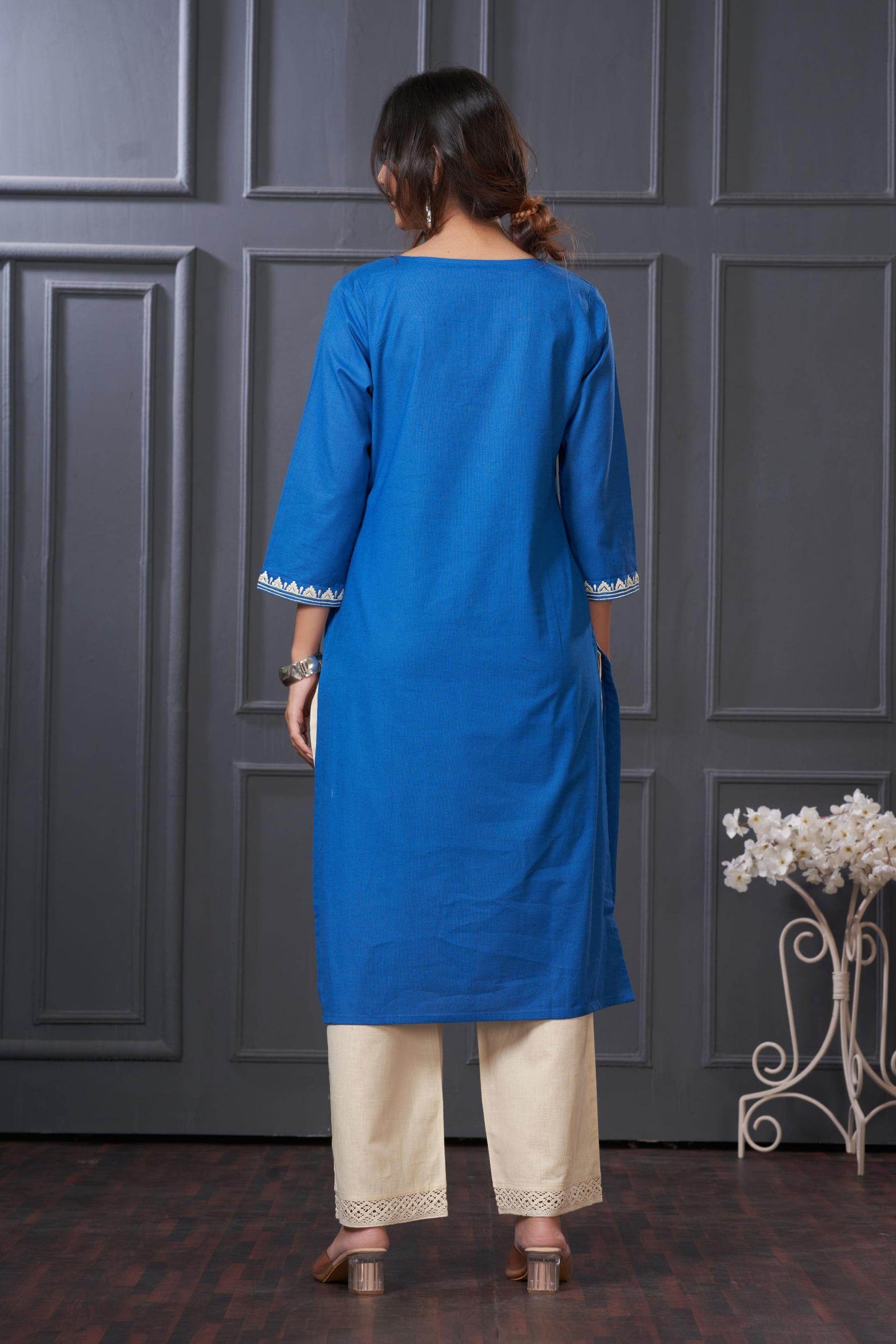 BulBul Hazel Green & Blue Embroidered Cotton Kurta Set – Comfortable, Stylish Ethnic Wear