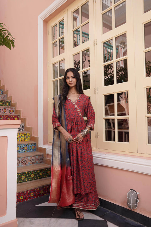 Elegant Inayat Red Chanderi Kurta and Dupatta Set