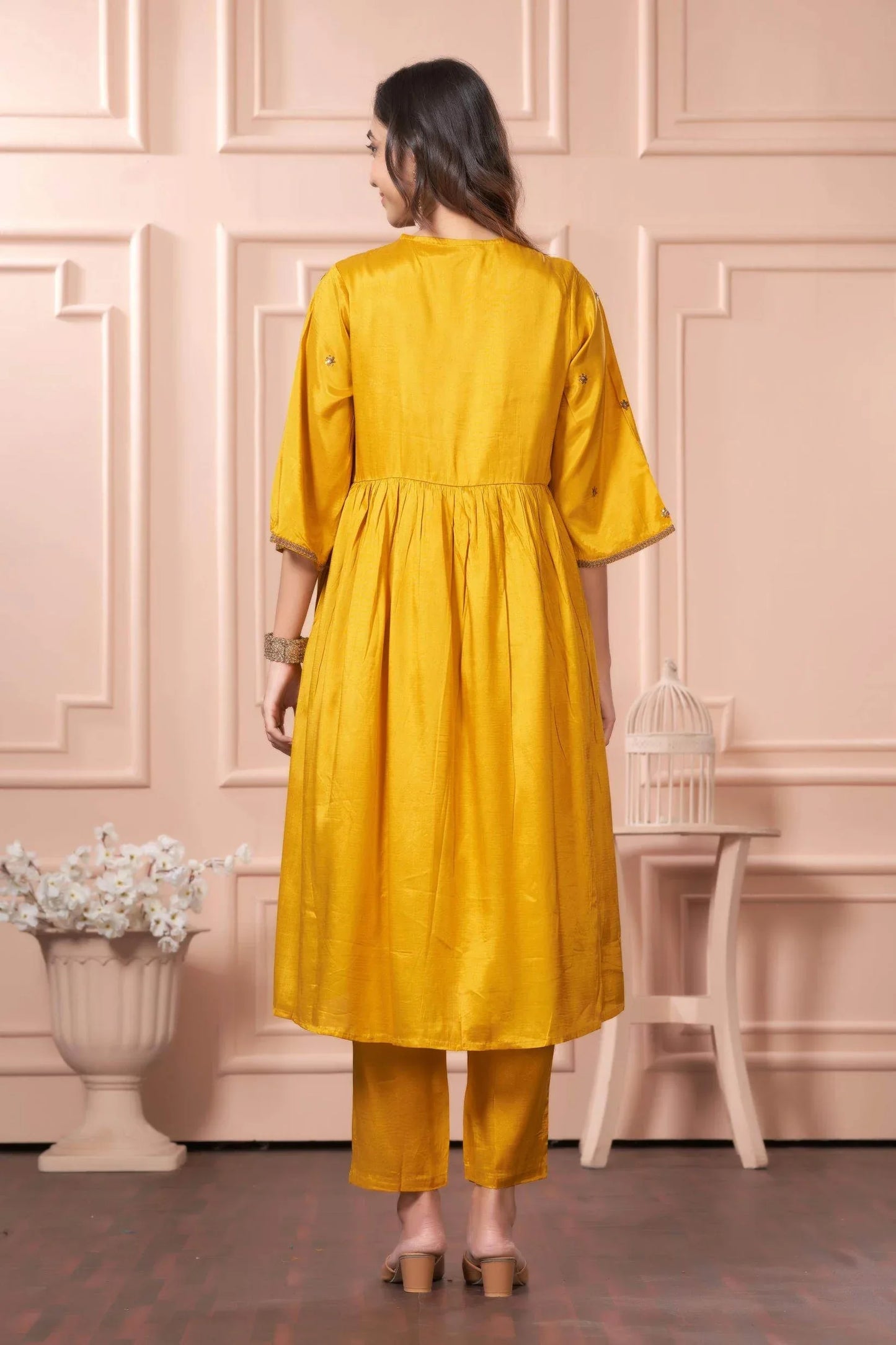 Praniti Viscose Mustard & Green Kurta Set with Dupatta for Women | Festive Ethnic Wear - warehousetech13