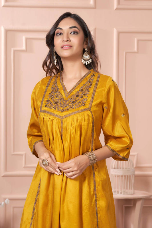 Praniti Viscose Mustard & Green Kurta Set with Dupatta for Women | Festive Ethnic Wear