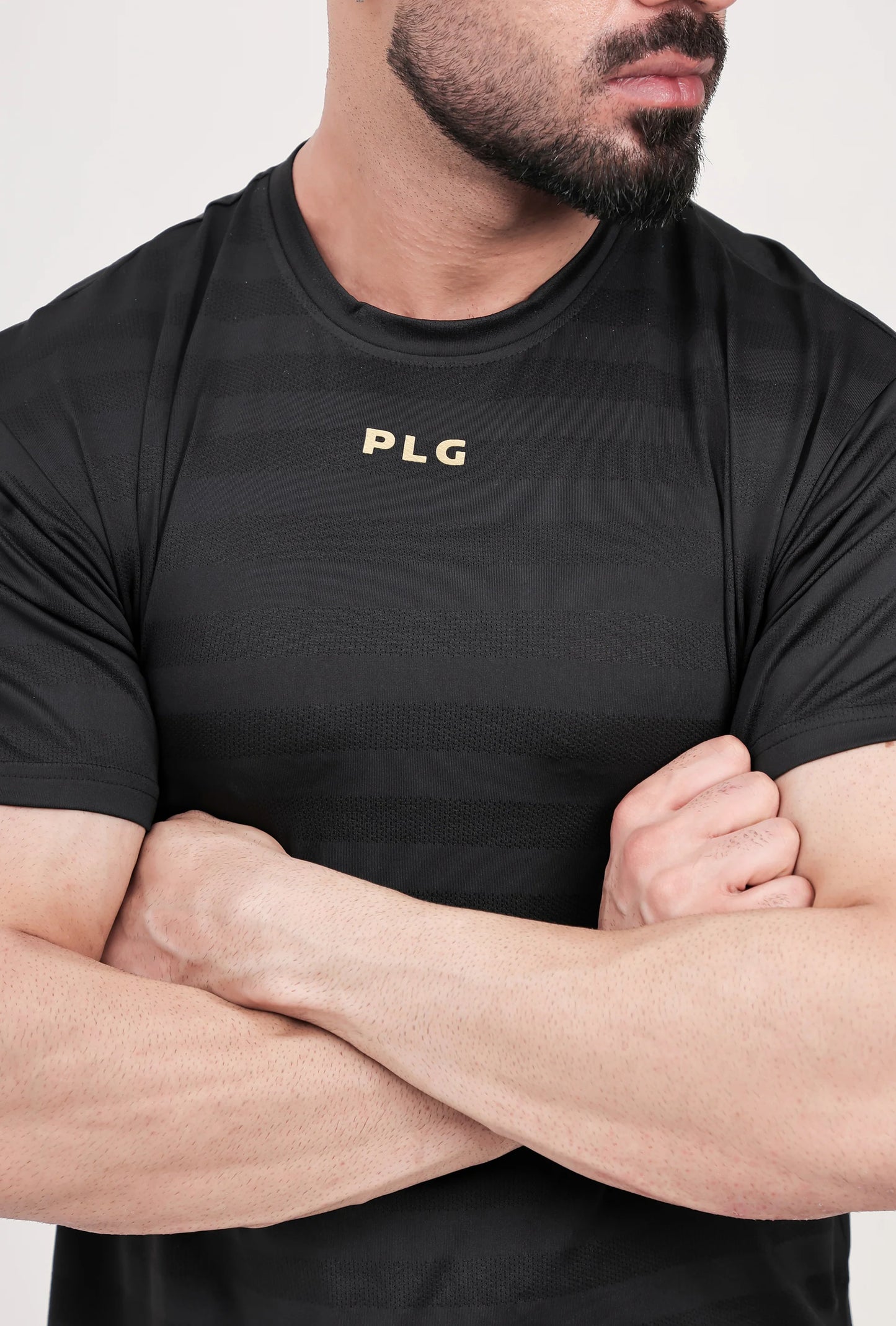 AIR FLOW BLACK -  lightweight, highly breathable activewear T‑shirts