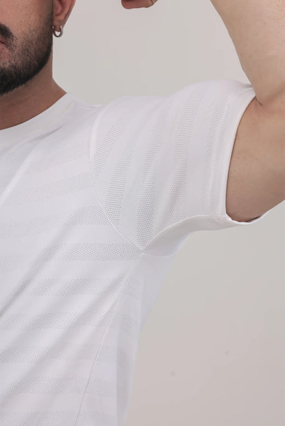 AIR FLOW WHITE -  lightweight, highly breathable activewear T‑shirts