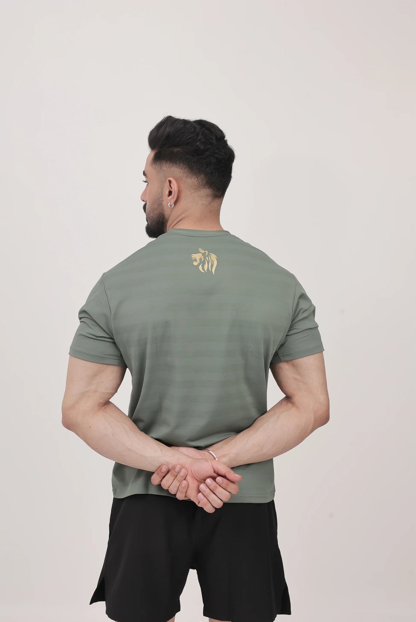 AIR FLOW BASIL- lightweight, highly breathable activewear T‑shirts