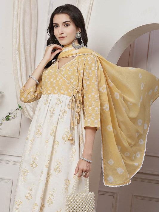 Nisha Cotton Off White Kurta Set with Dupatta - Elegant Ethnic Wear for Women | Festive & Casual Kurta