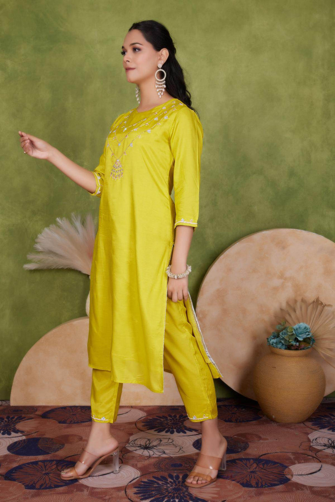 Roshni Muslin Yellow and Purple Kurta Set with Dupatta – Elegant Women’s Ethnic Wear Outfit