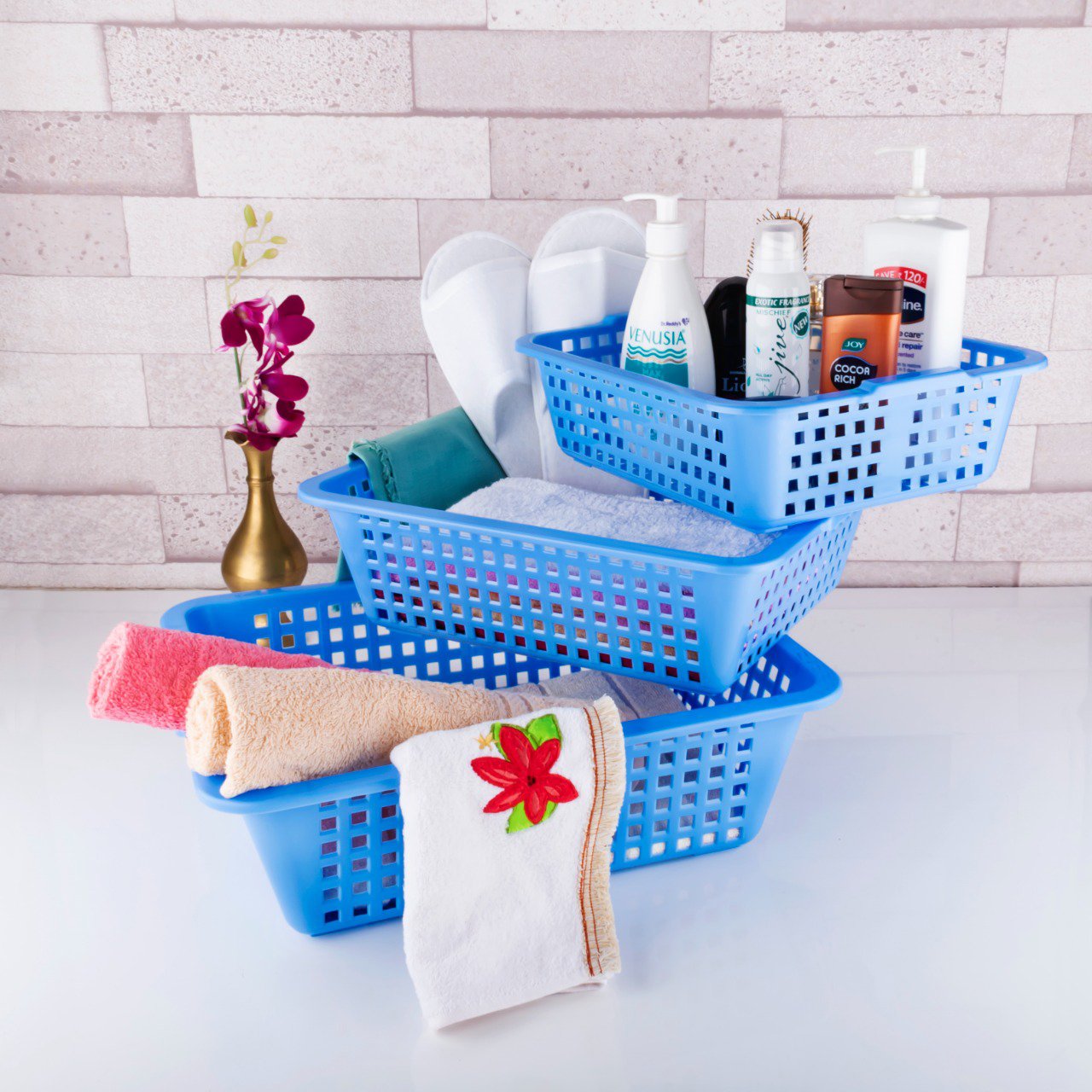 2484 Plastic Multiple Size Cane Fruit Baskets (3 Size Large Medium Small) - warehousetech13