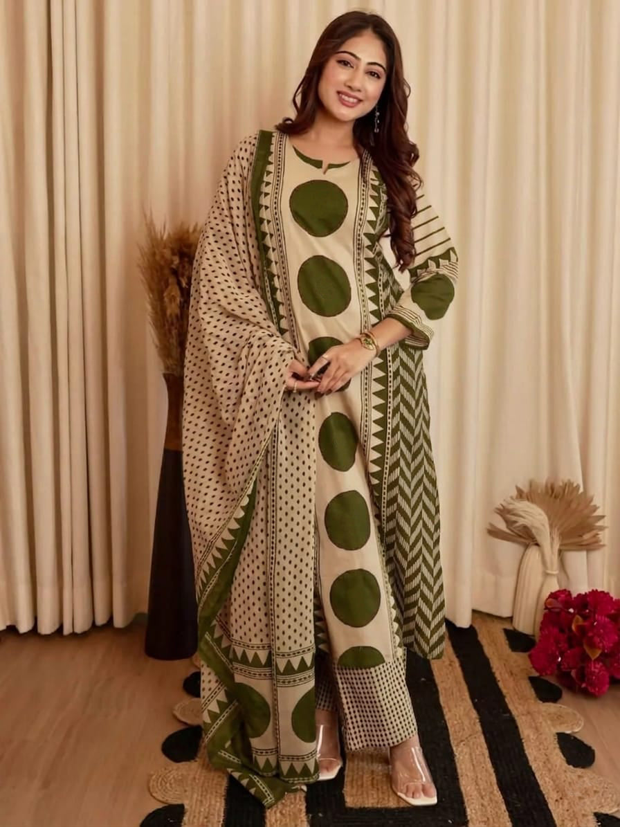 Green Printed Viscose Straight Kurta Set with Pants & Dupatta