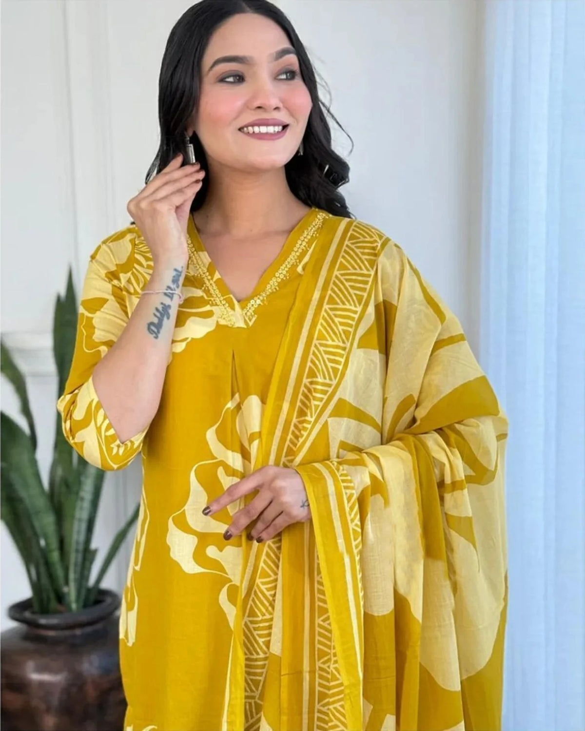 Yellow Printed Viscose Kurta Set with Pants & Dupatta